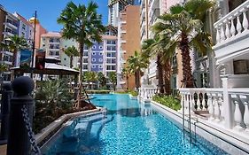 Seven Seas Cote D'Azur Family-Friendly One Bedroom With Pool& Gym Steps To Beach